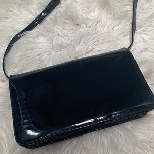 VINTAGE - Lovely Ande Black Patent Shoulder Bag US Patent 4021891 Magnetic Snap